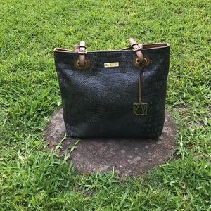 Via Neroli purse 🖤